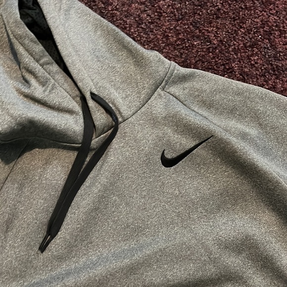 Nike hoodie - Picture 2 of 2